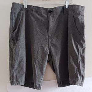 Denali Golf stretch shorts size 38